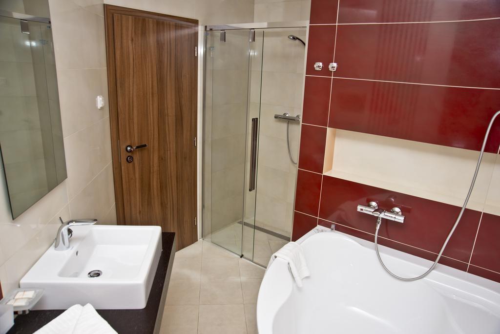 Tempus Club Garni Hotel Bratislava Eksteriør billede